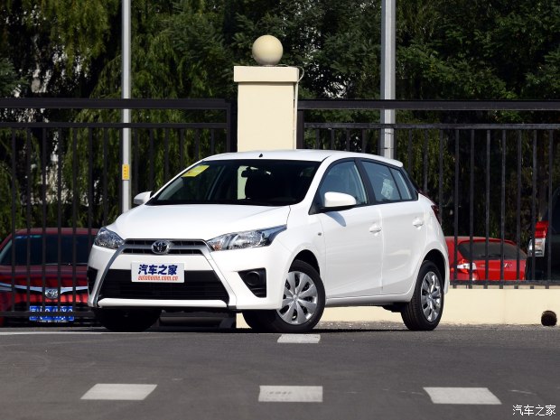  YARiS L  2015 1.5E Զȶ